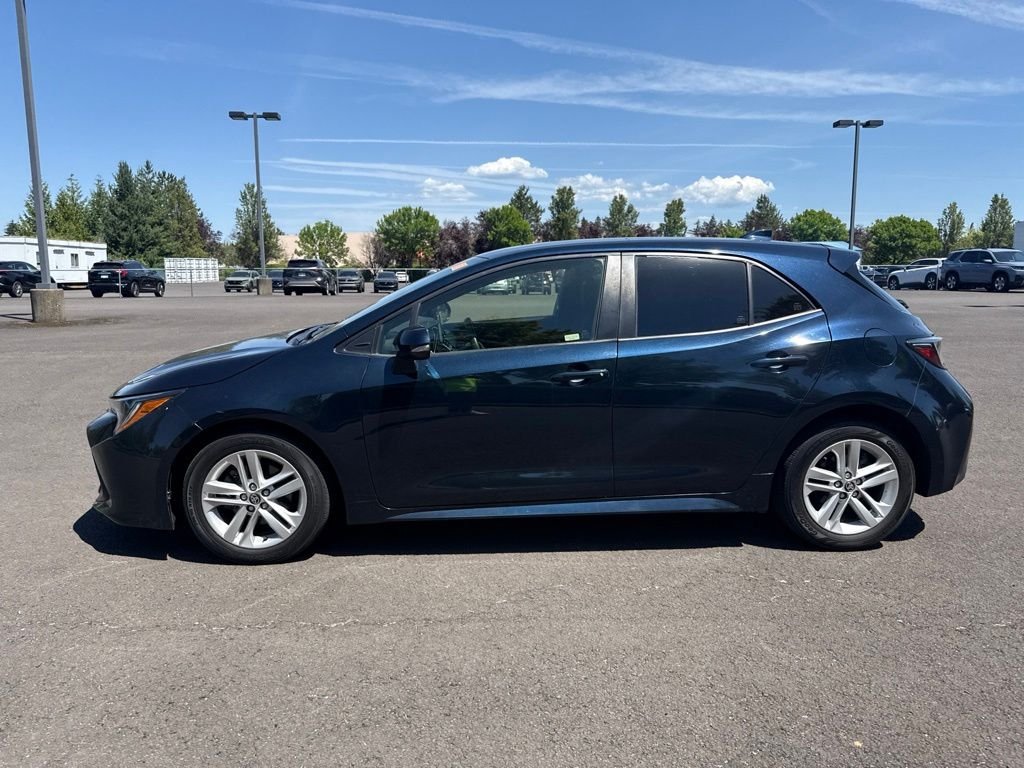 Used 2021 Galactic Aqua Mica Toyota SE image 4