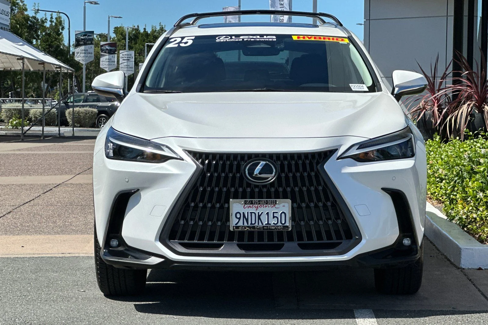 Used 2025 White Pearl Lexus 350h Base image 6