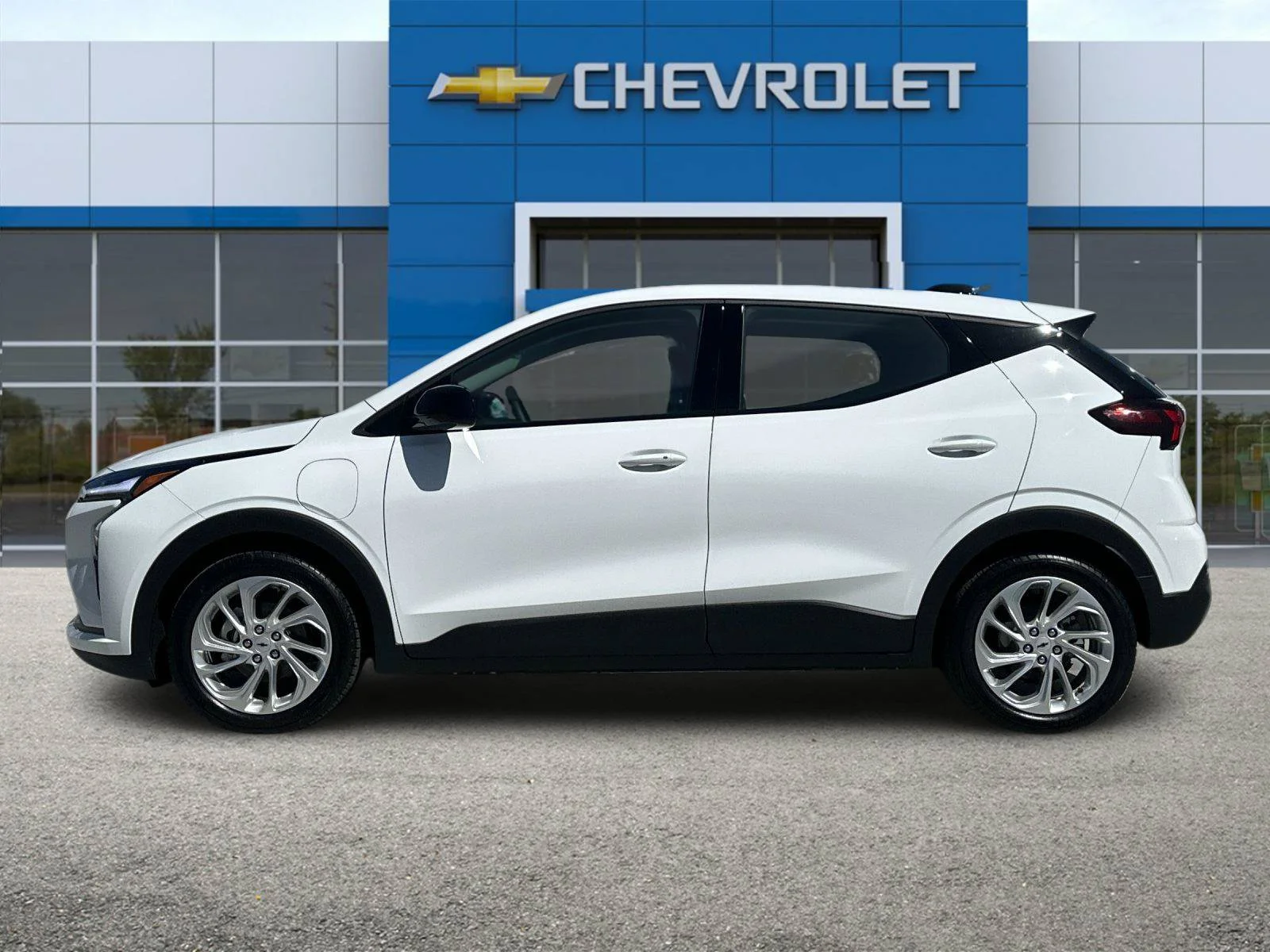 2027 Chevrolet Bolt LT - Photo 7
