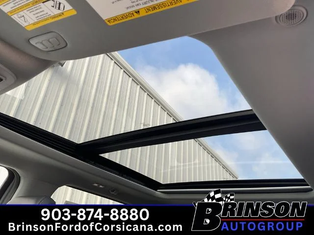 New 2026 Glacier Gray Metallic Tri-Coat Ford F-250® Lariat® image 38