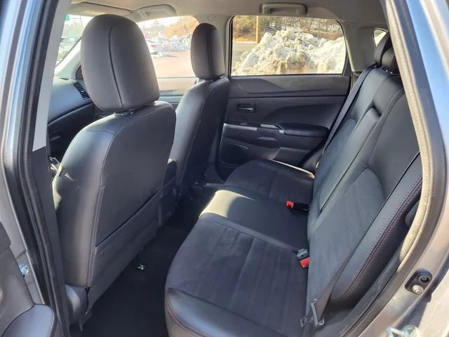 Used 2024 Gray Mitsubishi 2.0 SE image 12