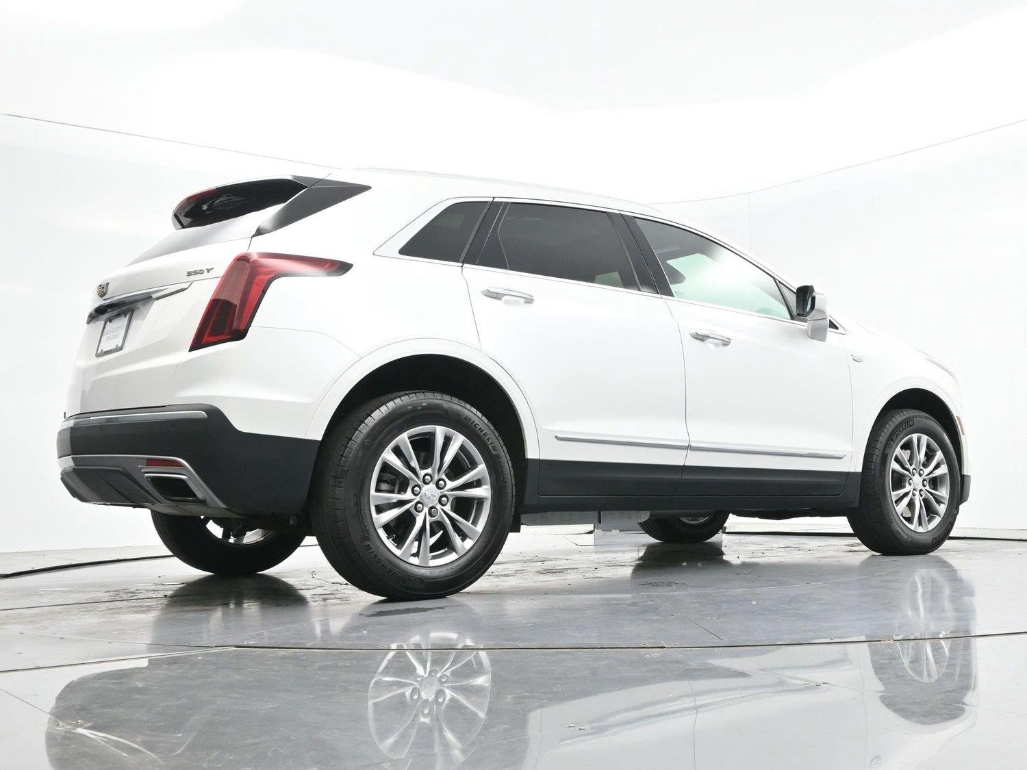 Used 2023 CRYSTAL WHITE TRICOAT Cadillac FWD Premium Luxury image 49