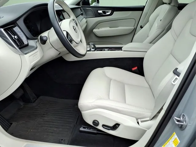 Used 2025 Gray Volvo T8 Plus image 19