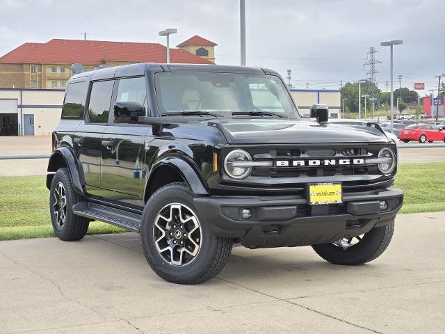 New 2026 Shadow Black Ford Outer Banks® image 21