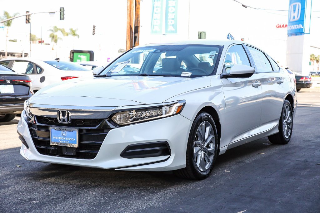 Used 2020 Platinum White Pearl Honda LX image 5