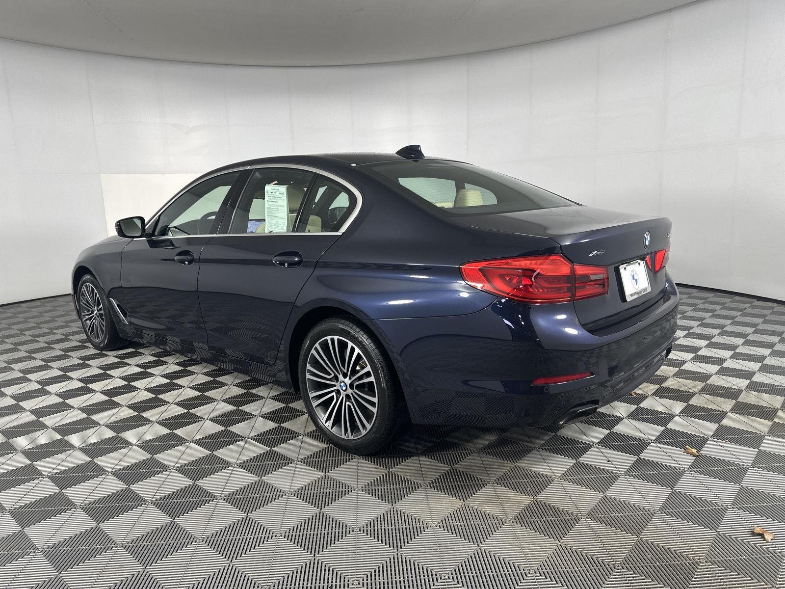 Used 2020 Imperial Blue Metallic BMW 540i xDrive image 22