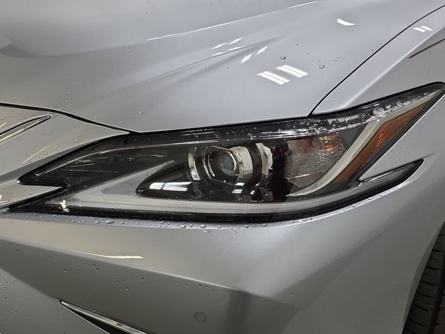 Used 2022 Iridium Lexus 350 image 28