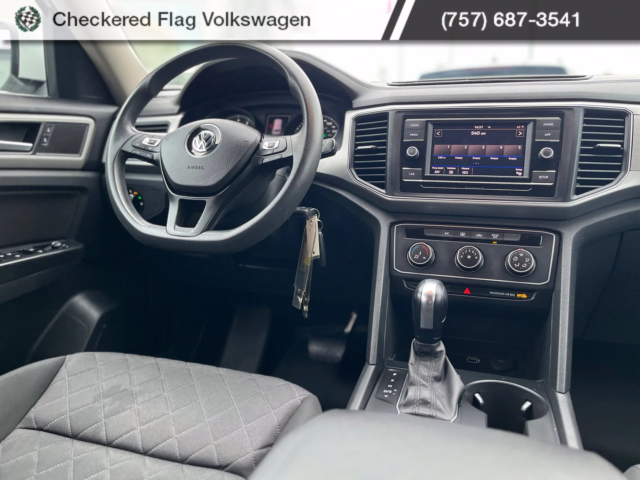Used 2019 Pure White Volkswagen 2.0T S image 30