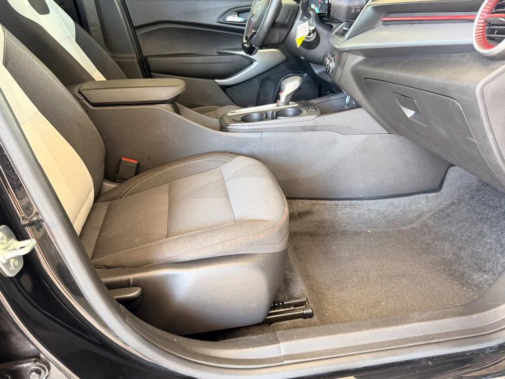 Used 2024 Black Chevrolet 1RS image 33