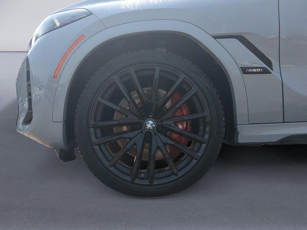 Used 2024 Brooklyn Gray Metallic BMW M60i image 10