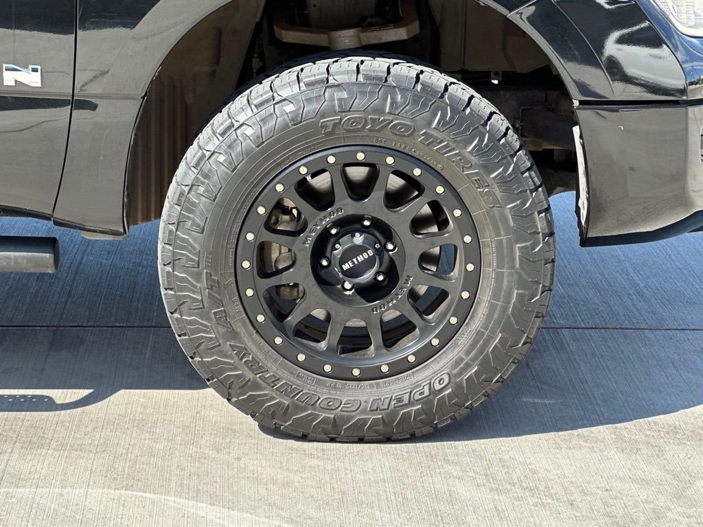 2020 Nissan Titan S photo 3