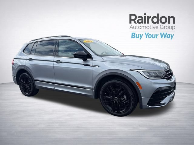 2022 Volkswagen Tiguan SE R-Line Black