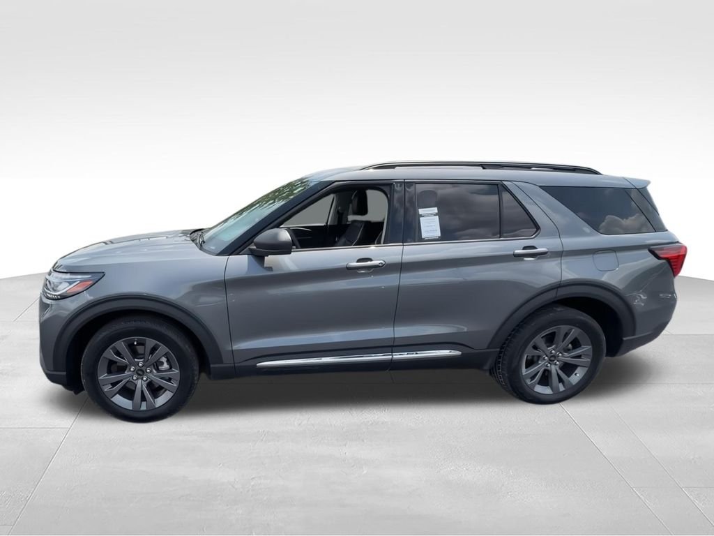 Used 2025 Gray Ford Active image 6