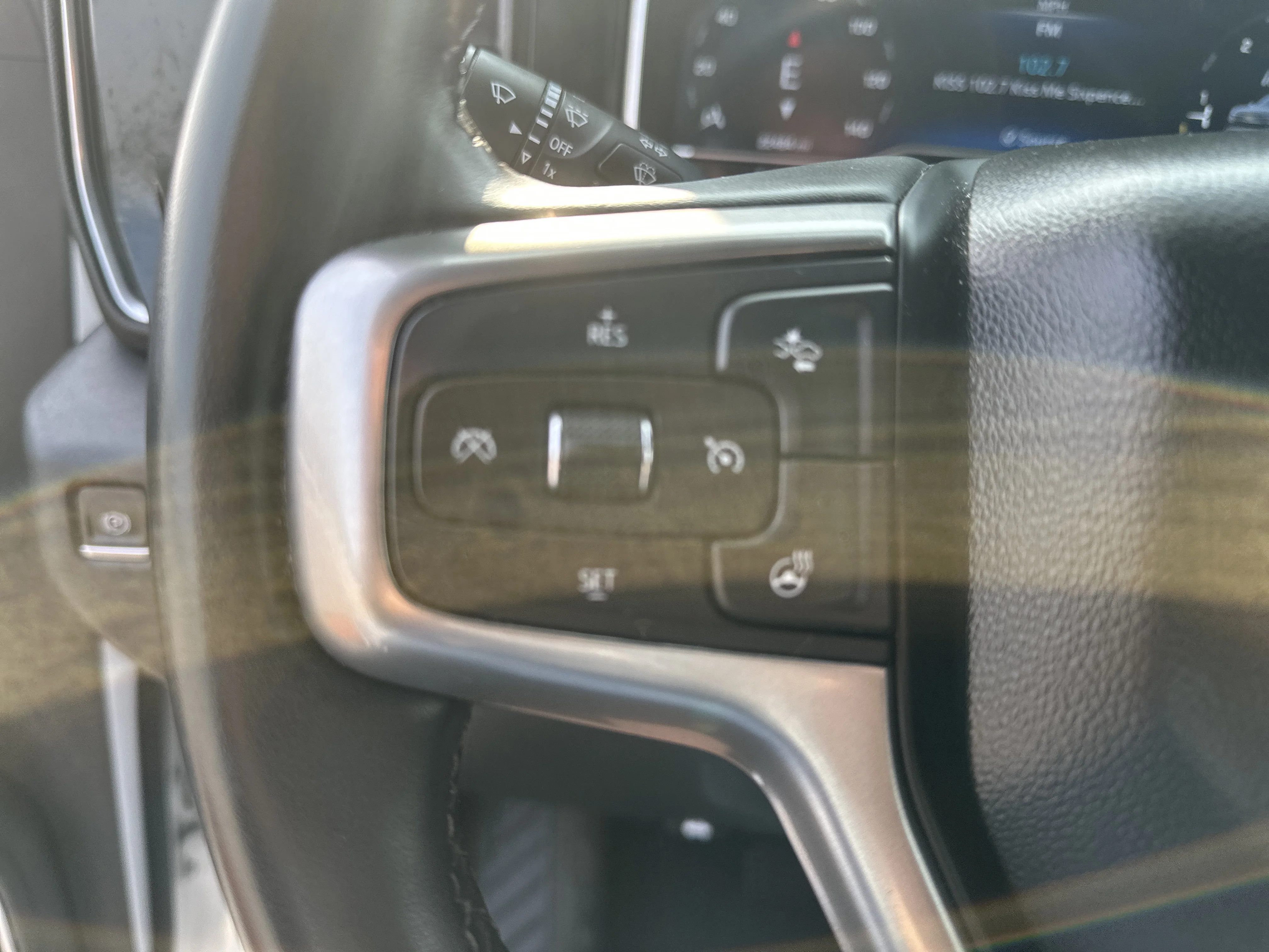 Used 2023 Summit White Chevrolet LT image 18