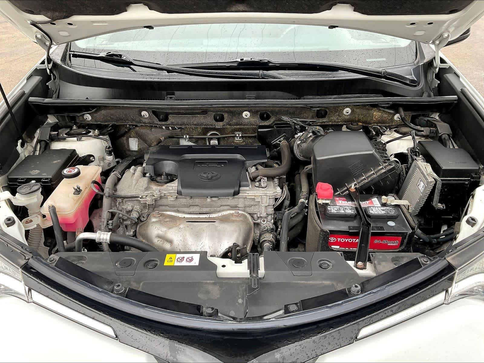 2017 Toyota RAV4 LE - Photo 30
