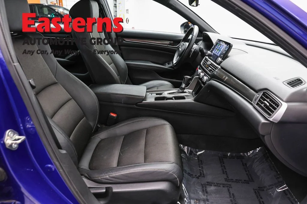 Used 2019 Blue Honda Sport image 23