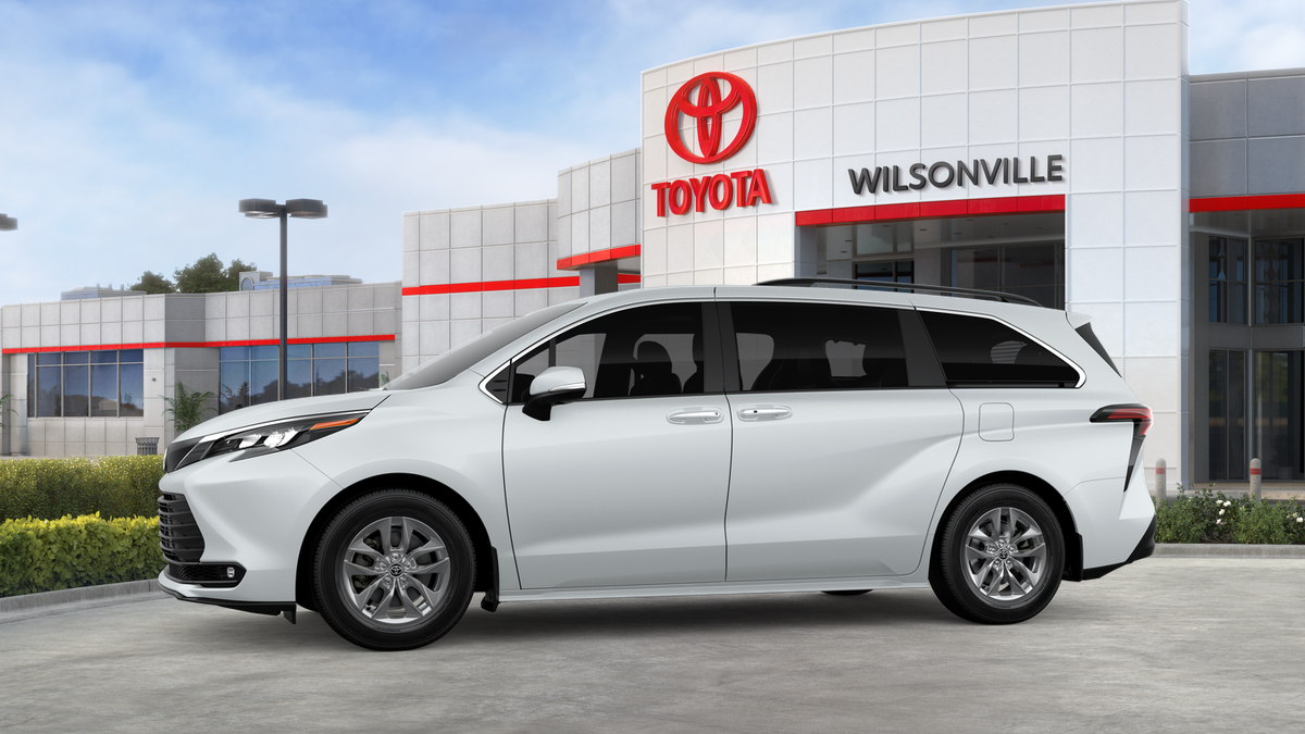 New 2026 Wind Chill Pearl Toyota XLE image 3