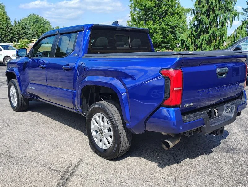 Used 2024 Blue Toyota SR5 image 11