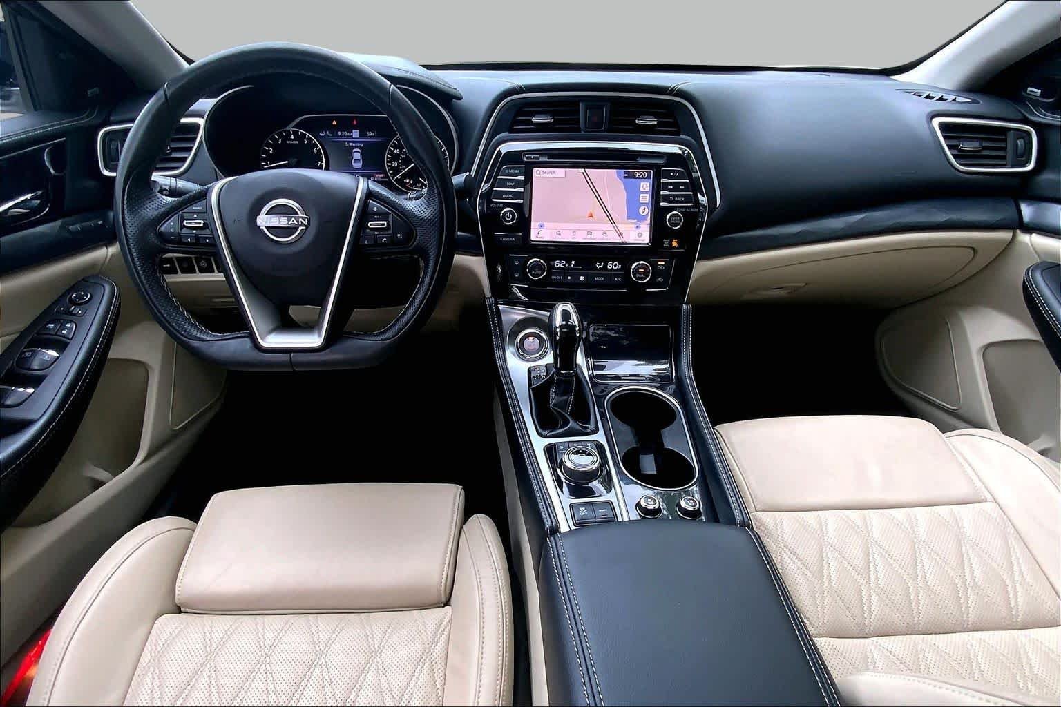 Used 2023 Pearl White Tricoat Nissan Platinum image 15