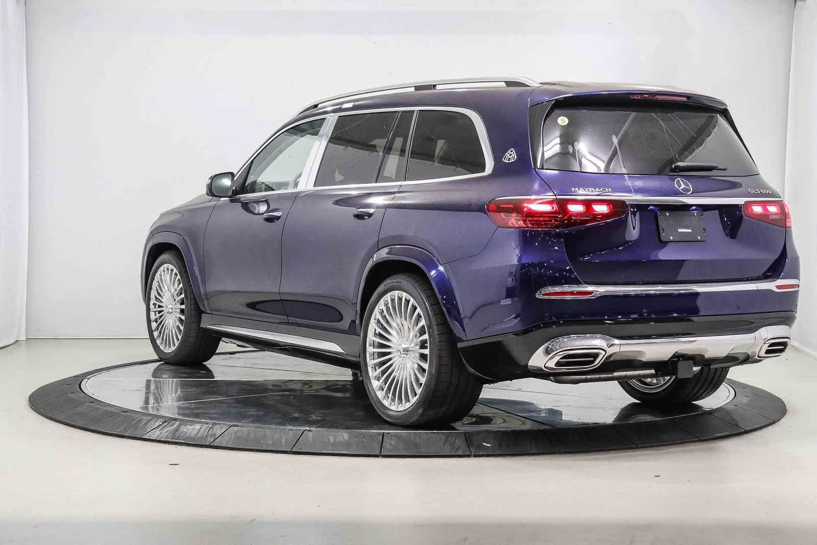 New 2026 MANUFAKTUR Mystic Blue Metallic Mercedes-Benz Maybach GLS 600 image 2