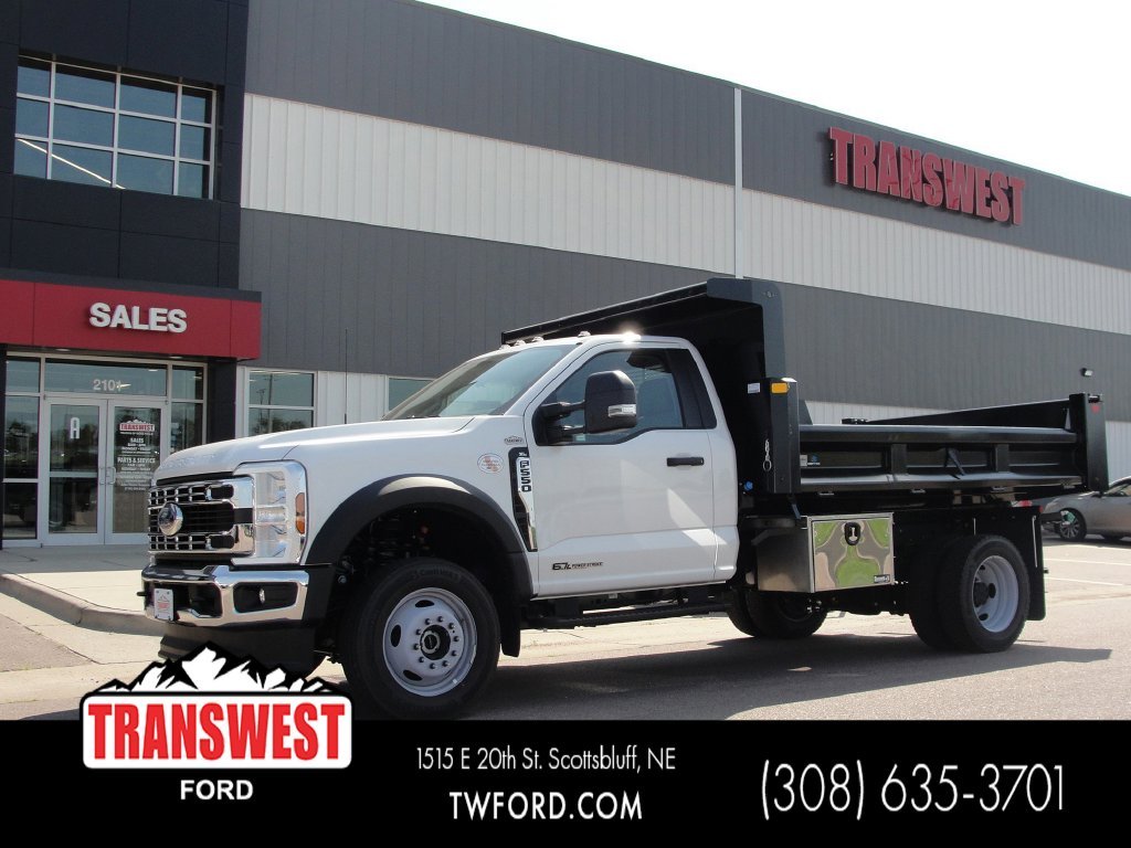 2025 Ford F-550 Super Duty Chassis Cab