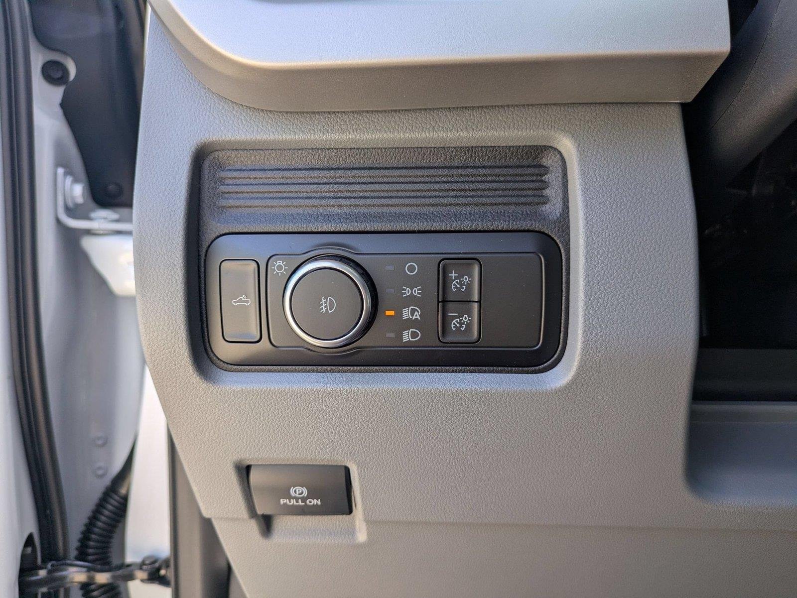 New 2026 Oxford White Ford F-350® XL image 15