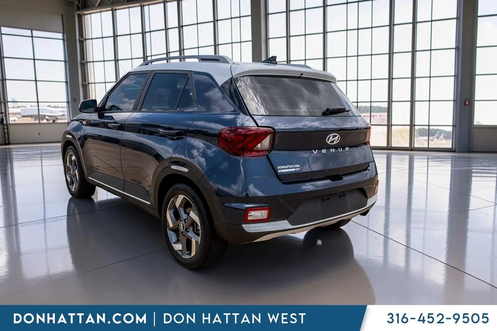 Used 2022 White Hyundai Limited image 32