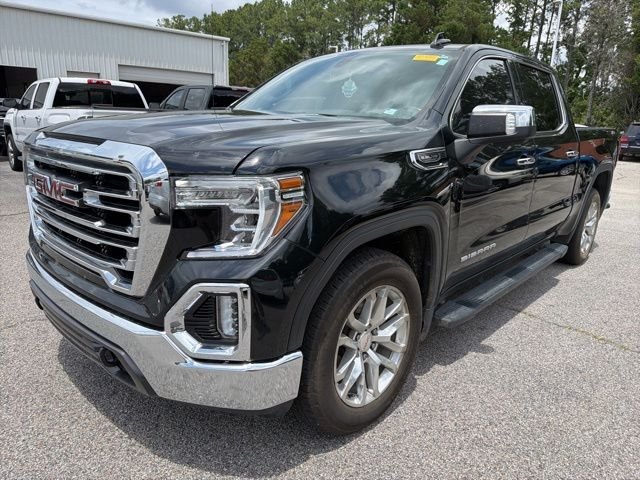 Used 2022 Black GMC SLT image 7