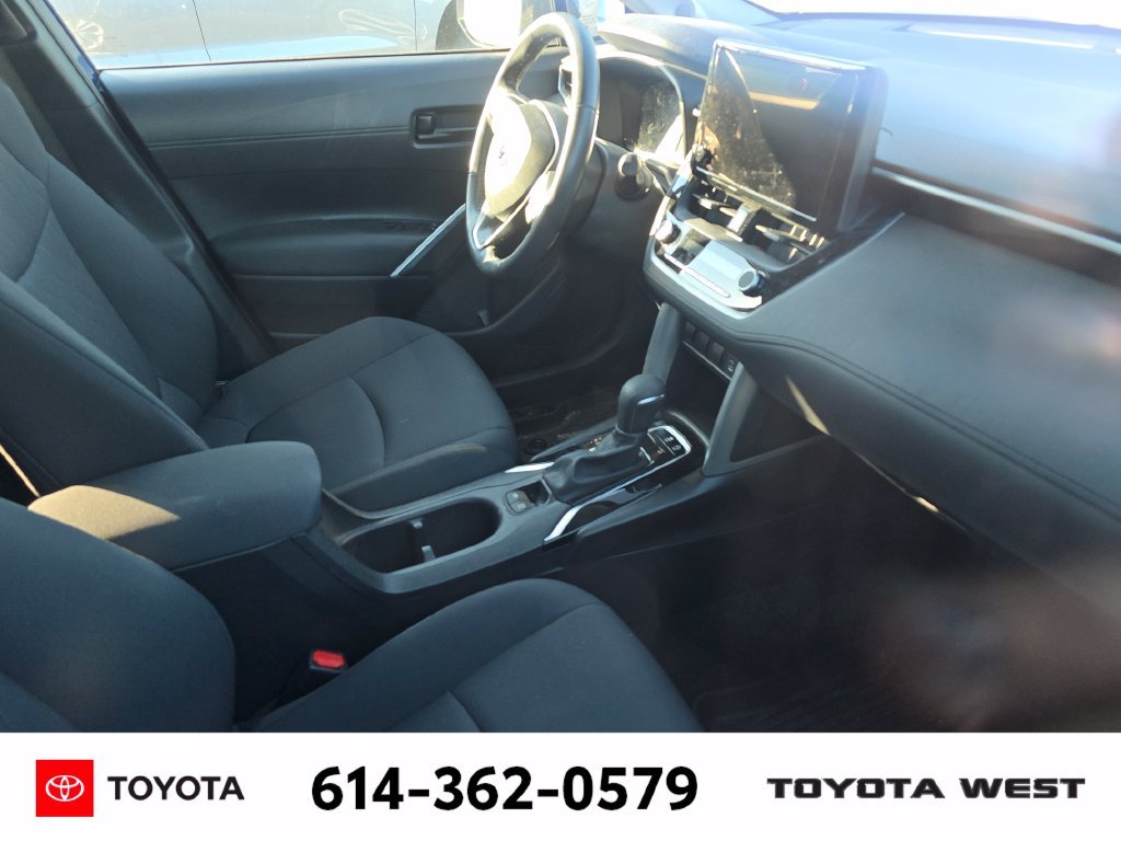 Used 2023 Blue Toyota LE image 12