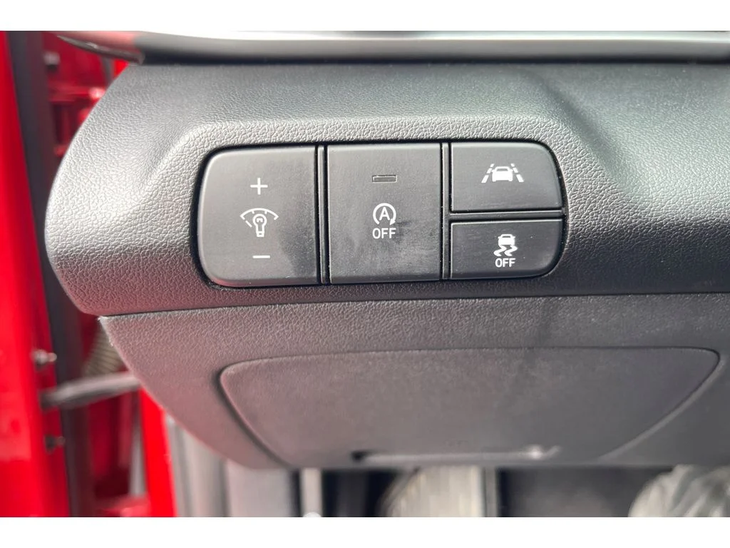 Used 2021 Calypso Red Hyundai SE image 37