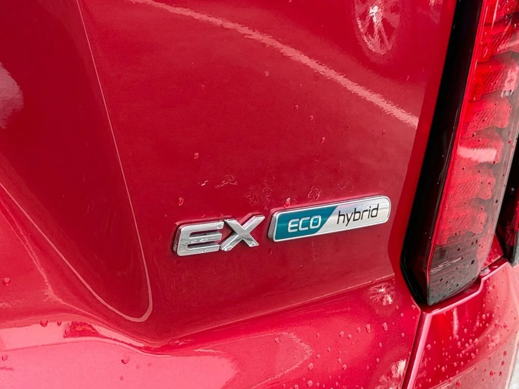 Used 2021 Red Kia EX image 15