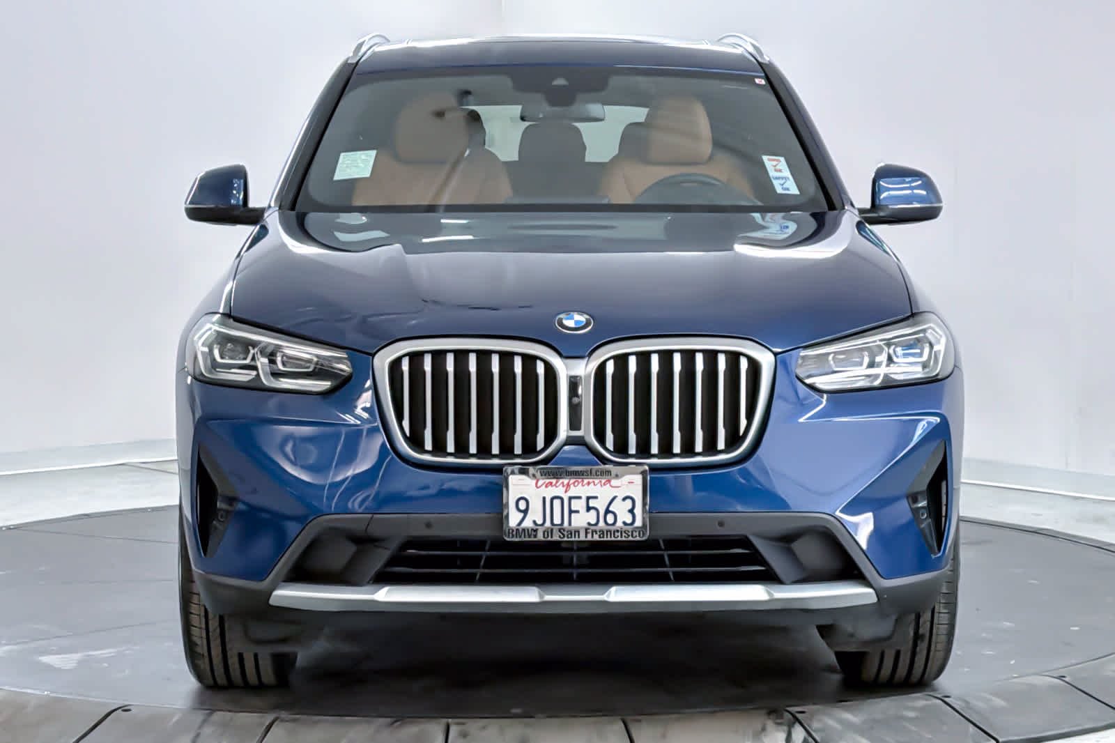Used 2024 Phytonic Blue Metallic BMW sDrive30i image 10