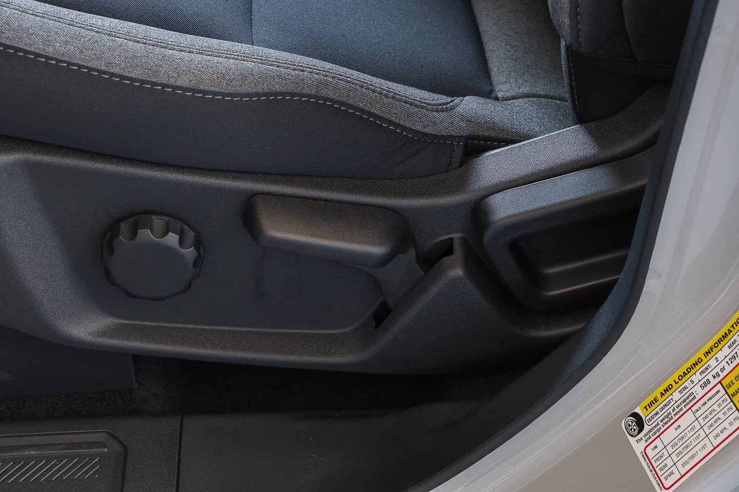 New 2026 Avalanche Gray Ford Big Bend® image 10