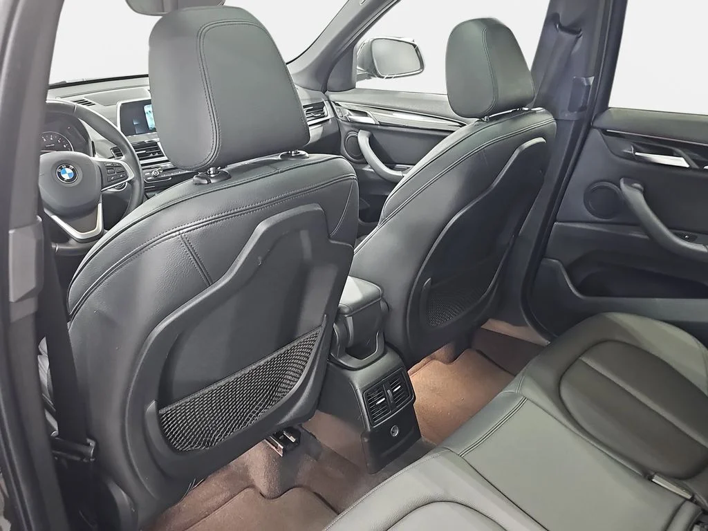 Used 2018 Brown BMW xDrive28i image 13