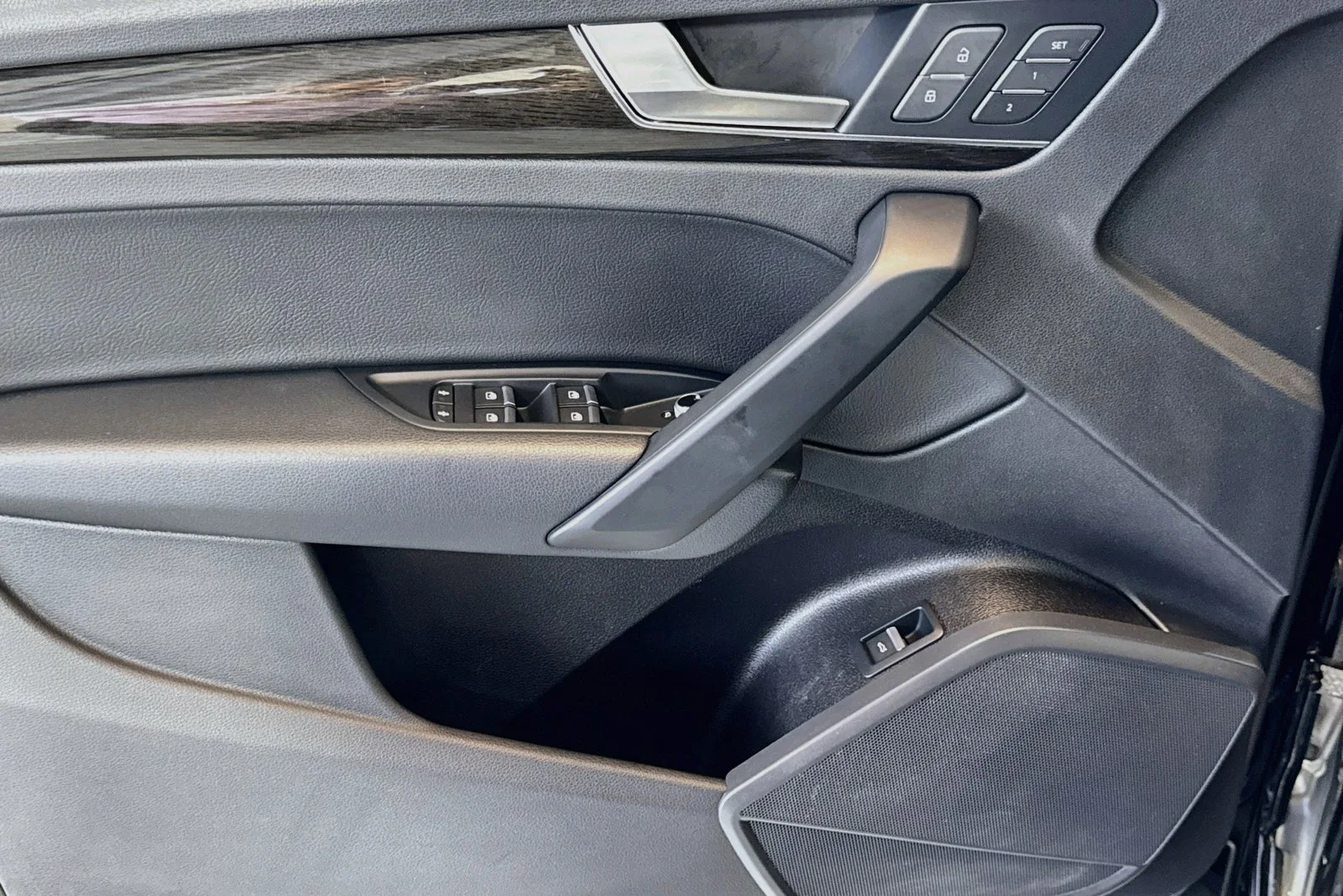 Used 2020 Black Audi Premium image 16