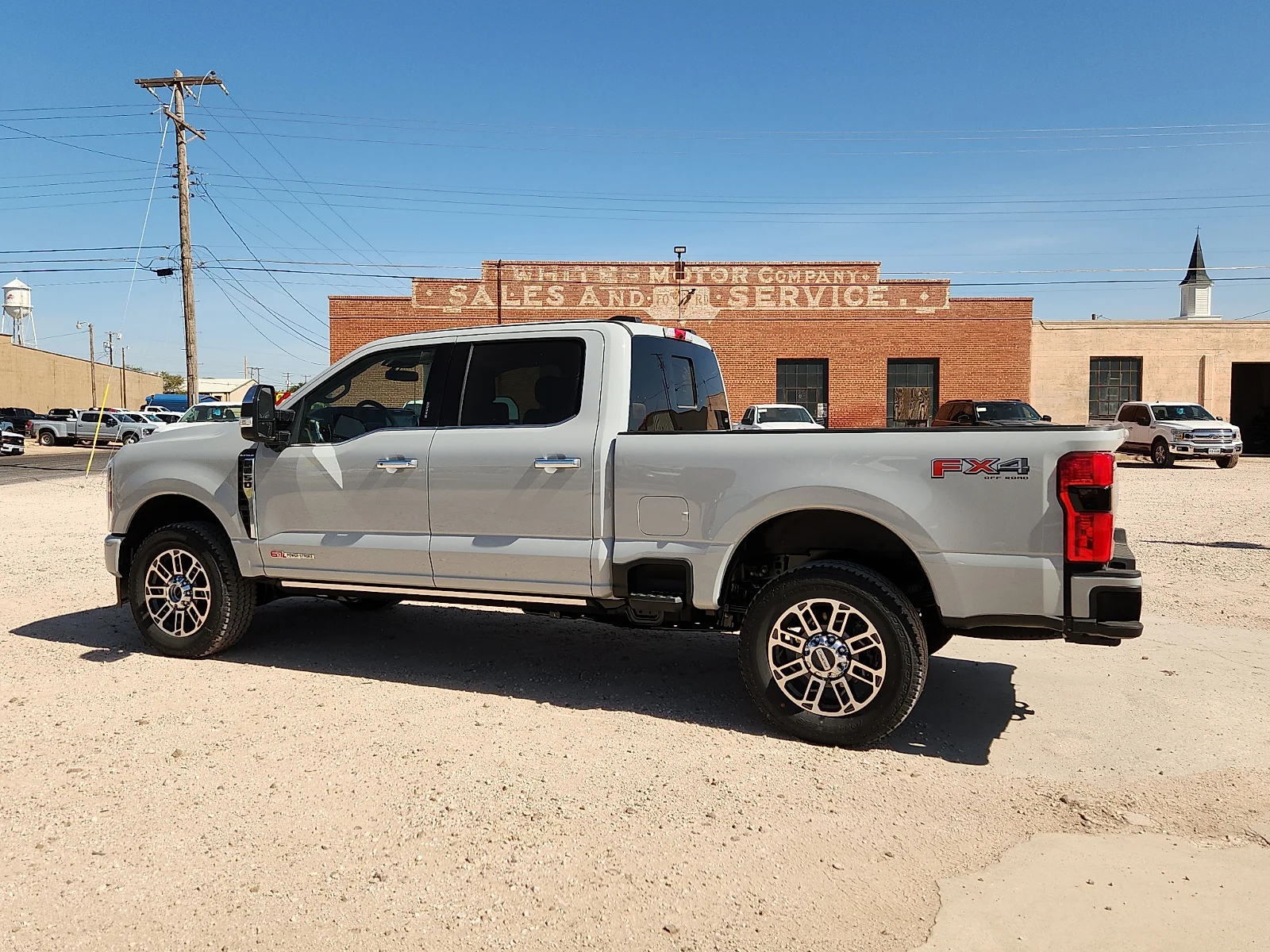 New 2026 Avalanche Ford Platinum image 4