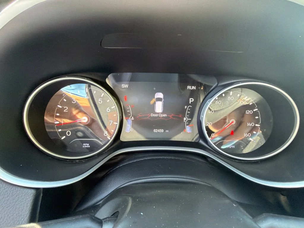 Used 2019 Gray Jeep Latitude image 13