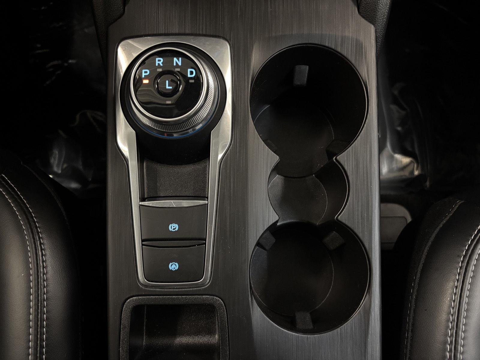 Used 2025 Carbonized Gray Metallic Ford Platinum image 22