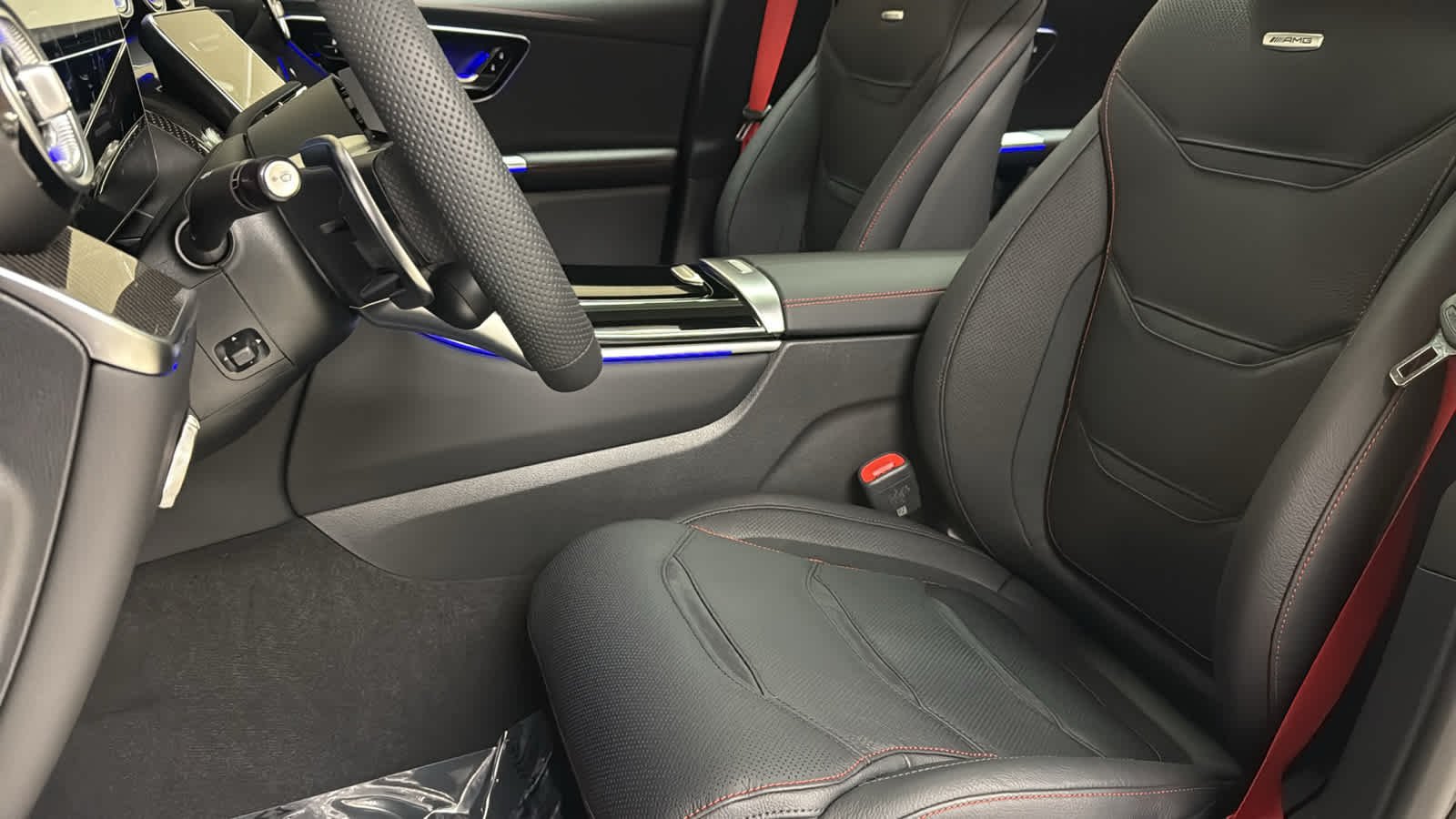New 2026 Obsidian Black Metallic Mercedes-Benz AMG® GLC 43 image 28