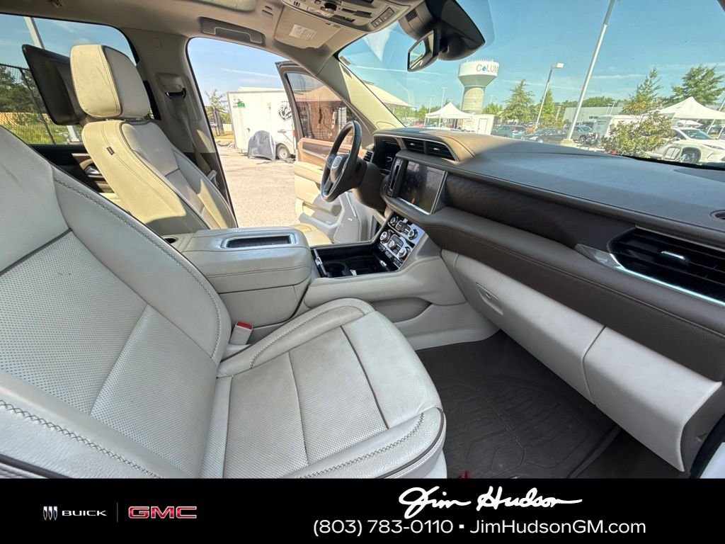 Used 2023 White GMC Denali image 10