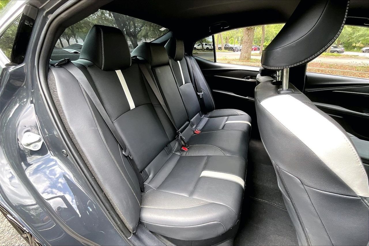 Used 2025  Toyota SE image 22