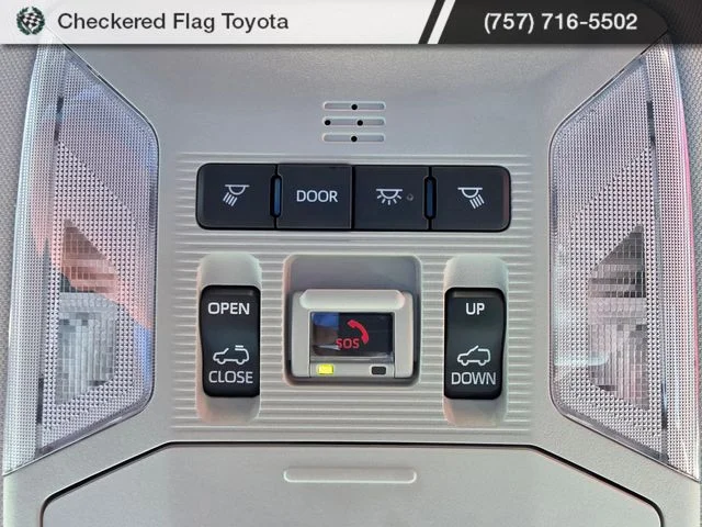 Used 2025 Silver Sky Metallic Toyota XLE Premium image 11