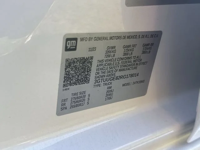 Certified Used 2024 White Frost Tricoat GMC Denali image 35