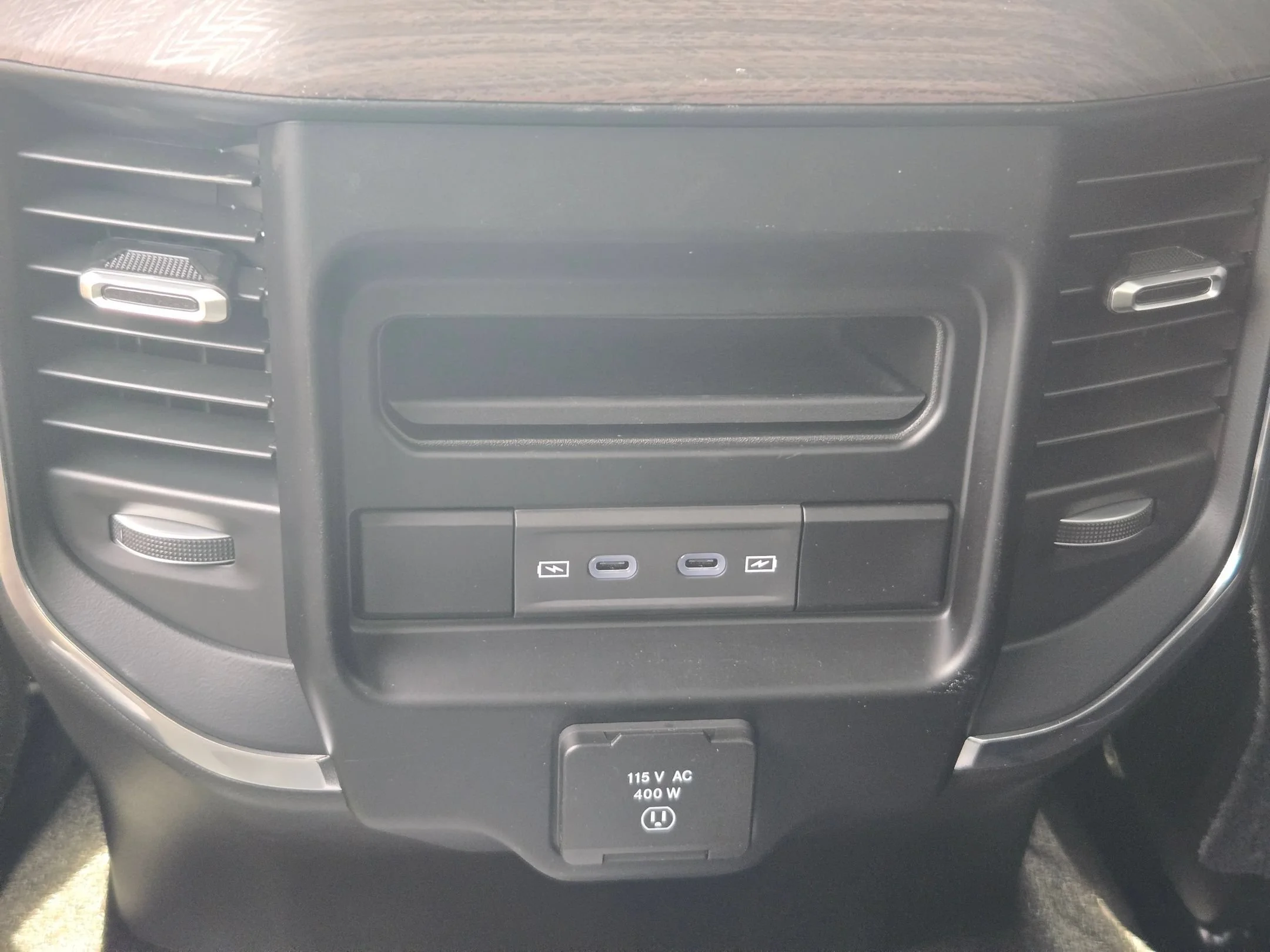 New 2026 Bright White Clear-Coat Exterior Paint RAM Laramie image 23