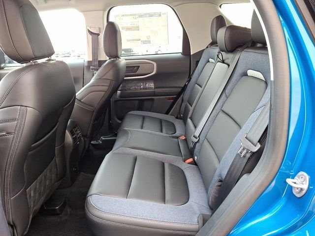 Used 2025 Blue Ford Outer Banks image 7