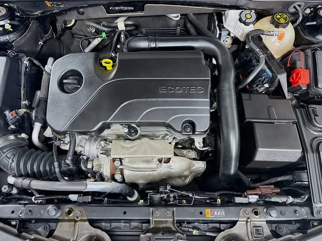 2023 Chevrolet Malibu 1LT - Photo 30