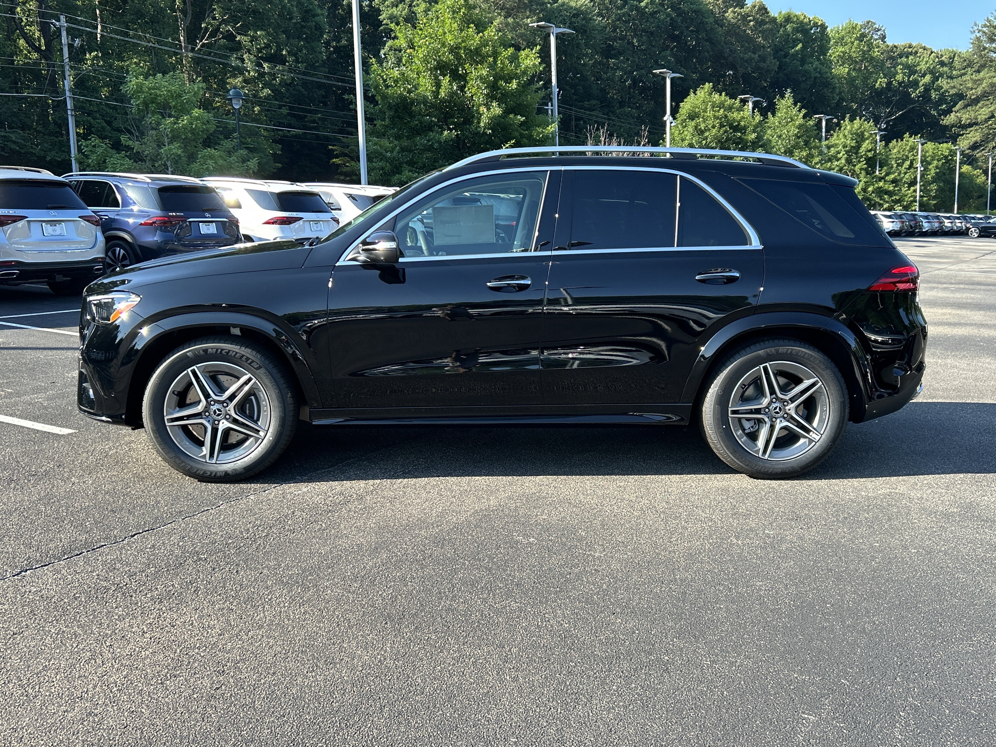 New 2026 Black Mercedes-Benz GLE 450 4MATIC® SUV image 12