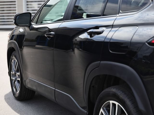 Used 2026 Jet Black Toyota XLE image 8