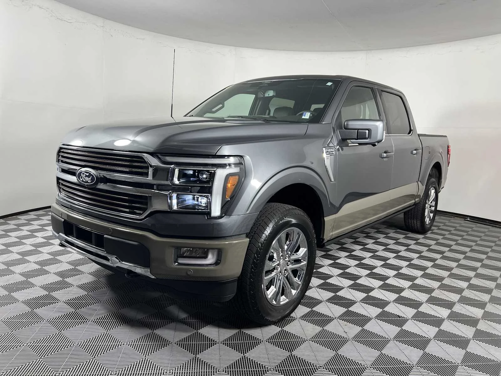New 2026 Carbonized Gray/Marsh Gray Ford King Ranch image 3