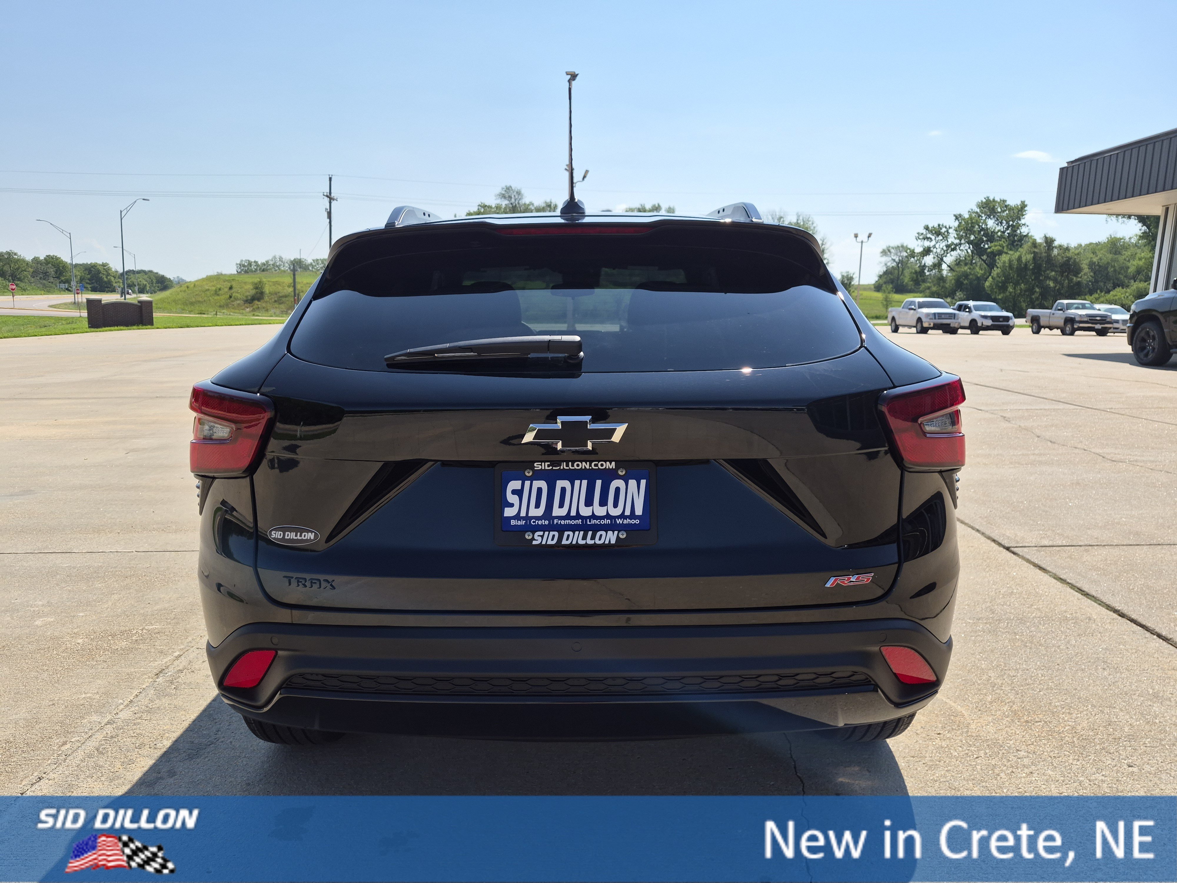New 2026 Mosaic Black Metallic Chevrolet 2RS image 16